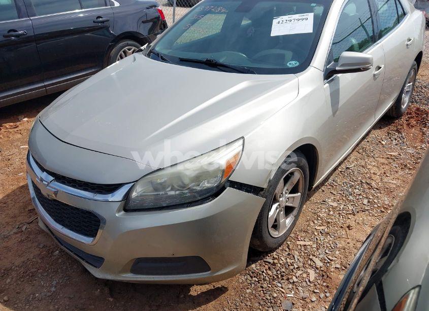 Photo 2 of 2015 Chevrolet Malibu 1LT (VIN 1G11C5SL5FF315889)