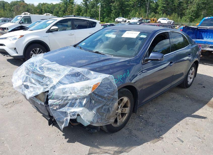 Photo 2 of 2015 Chevrolet Malibu 1LT (VIN 1G11C5SL5FF333230)