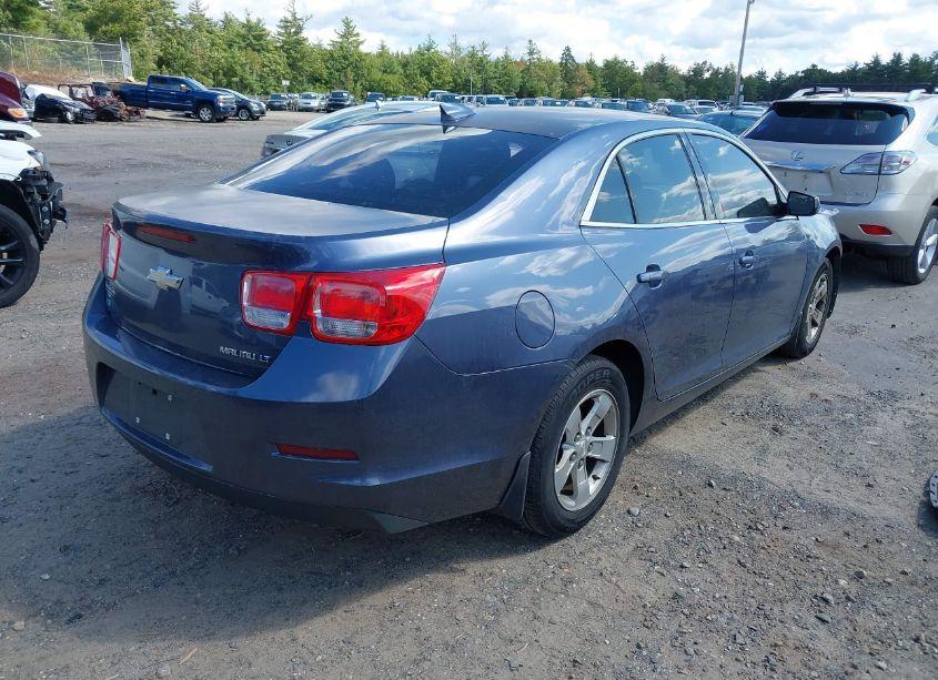 Photo 4 of 2015 Chevrolet Malibu 1LT (VIN 1G11C5SL5FF333230)