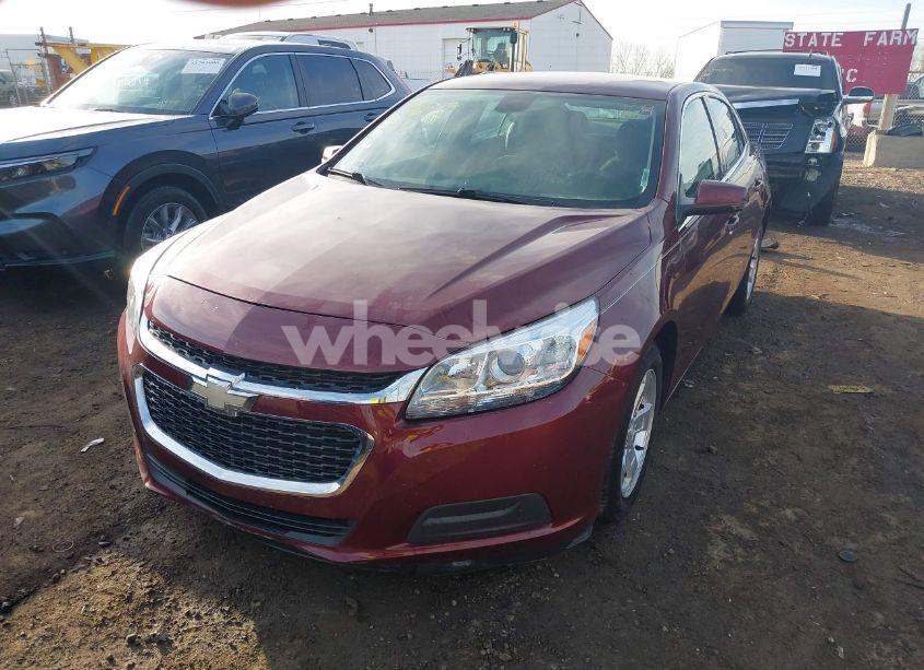 Photo 2 of 2015 Chevrolet Malibu 1LT (VIN 1G11C5SL5FF350335)
