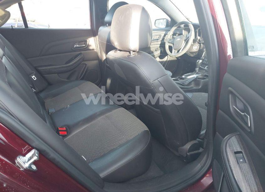 Photo 8 of 2015 Chevrolet Malibu 1LT (VIN 1G11C5SL5FF350335)