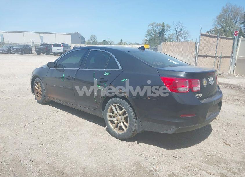 Photo 3 of 2014 Chevrolet Malibu 1LT (VIN 1G11C5SL6EF186057)