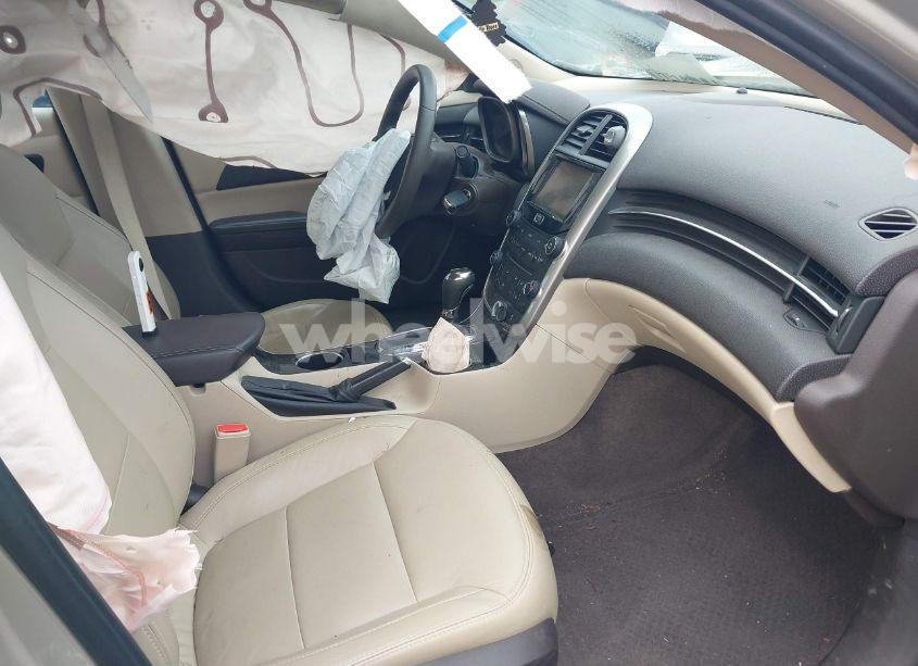 Photo 5 of 2014 Chevrolet Malibu 1LT (VIN 1G11C5SL6EF227397)