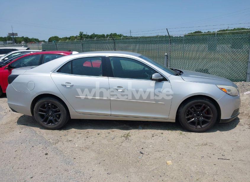 Photo 15 of 2014 Chevrolet Malibu 1LT (VIN 1G11C5SL6EF287096)