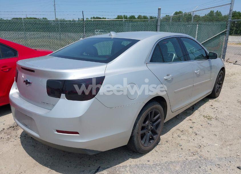 Photo 4 of 2014 Chevrolet Malibu 1LT (VIN 1G11C5SL6EF287096)