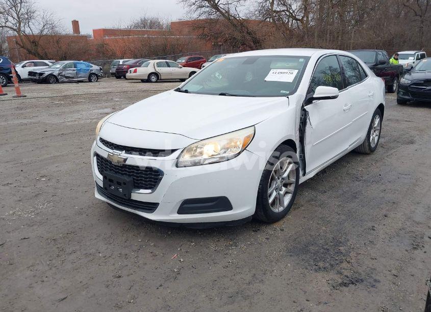 Photo 2 of 2014 Chevrolet Malibu 1LT (VIN 1G11C5SL6EU170047)