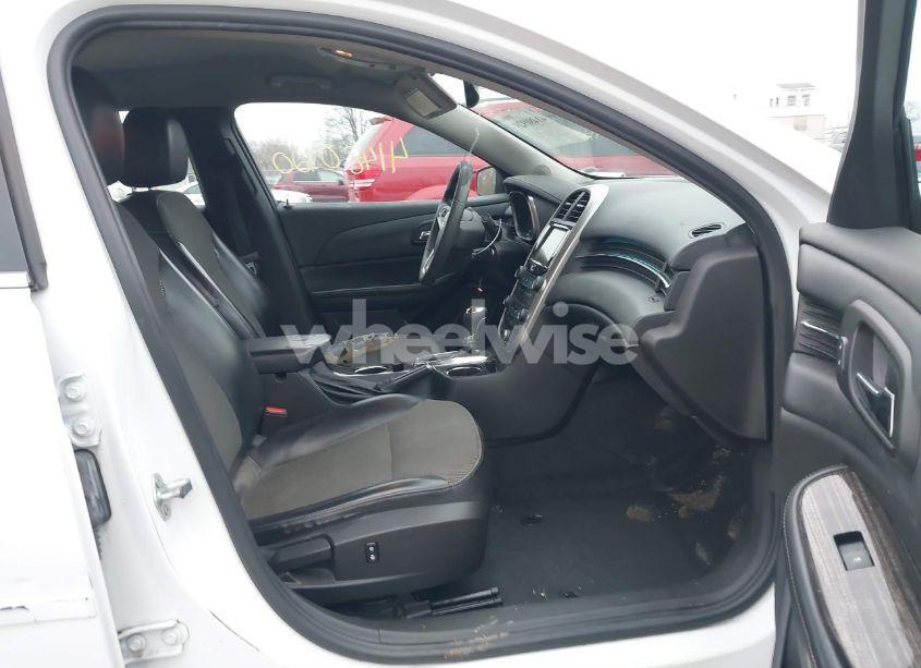 Photo 5 of 2014 Chevrolet Malibu 1LT (VIN 1G11C5SL6EU170047)