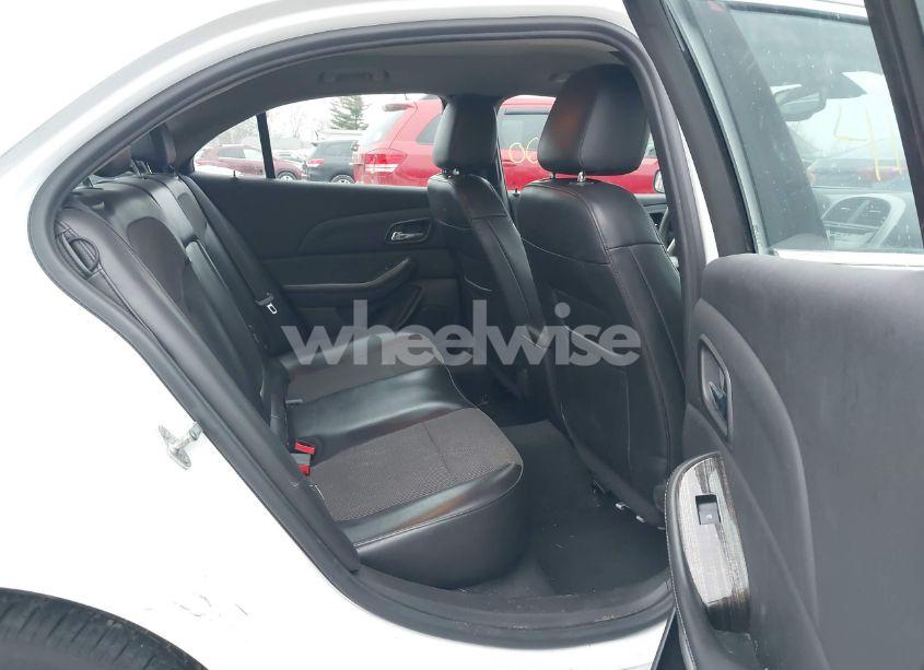 Photo 8 of 2014 Chevrolet Malibu 1LT (VIN 1G11C5SL6EU170047)