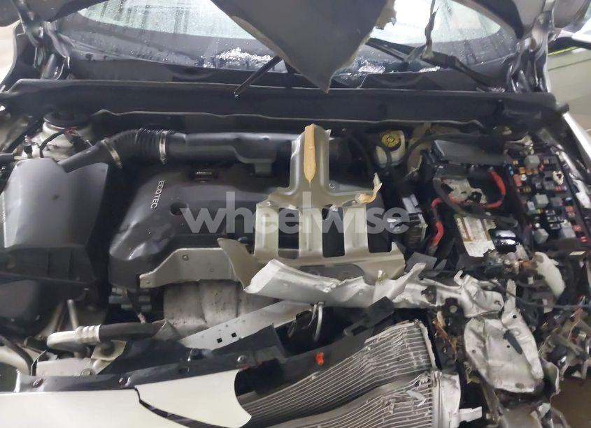 Photo 10 of 2015 Chevrolet Malibu 1LT (VIN 1G11C5SL6FF100781)