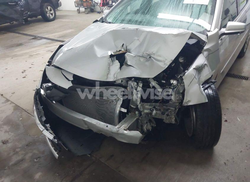 Photo 6 of 2015 Chevrolet Malibu 1LT (VIN 1G11C5SL6FF100781)