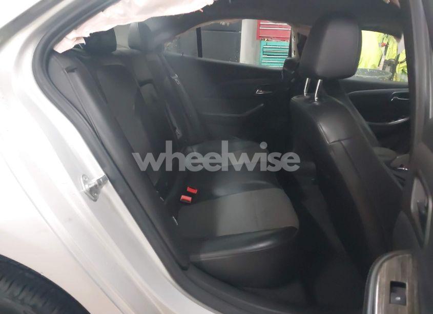 Photo 8 of 2015 Chevrolet Malibu 1LT (VIN 1G11C5SL6FF100781)