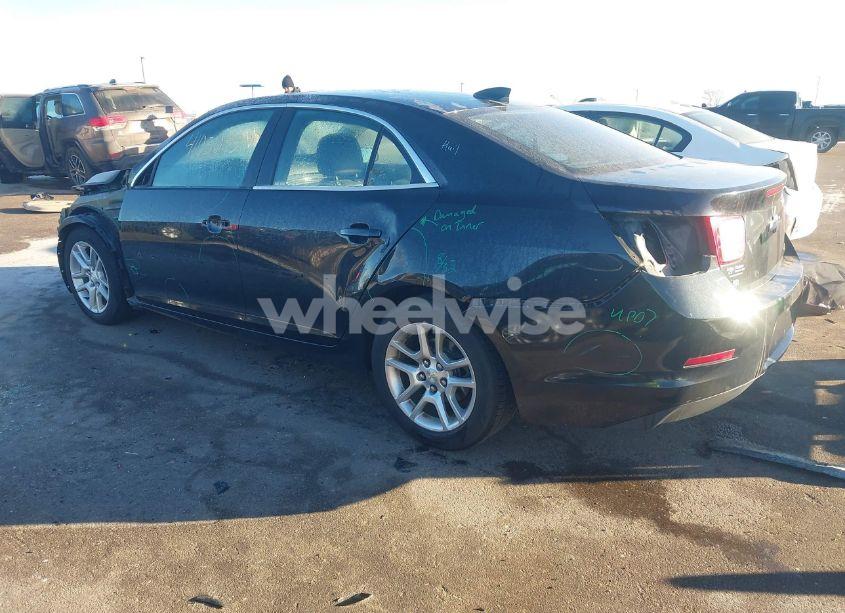 Photo 3 of 2015 Chevrolet Malibu 1LT (VIN 1G11C5SL6FF118469)