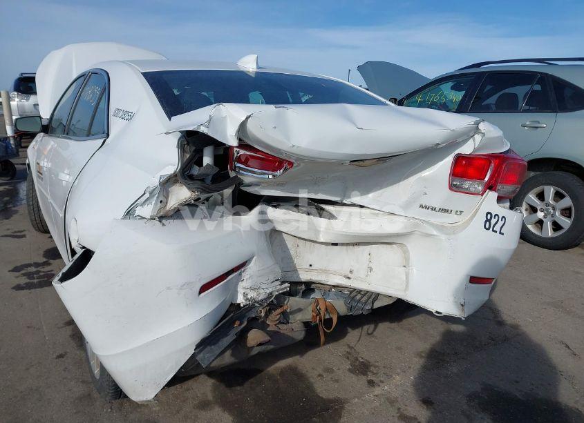 Photo 6 of 2015 Chevrolet Malibu 1LT (VIN 1G11C5SL6FF118925)