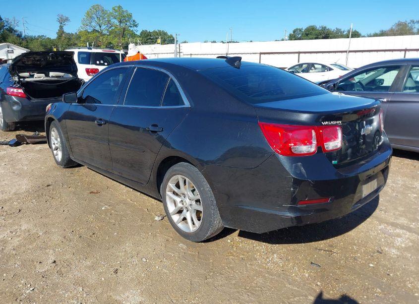 Photo 3 of 2015 Chevrolet Malibu 1LT (VIN 1G11C5SL6FF125177)