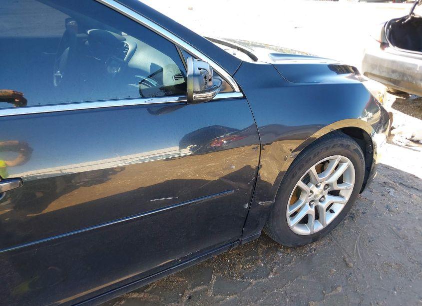 Photo 6 of 2015 Chevrolet Malibu 1LT (VIN 1G11C5SL6FF125177)