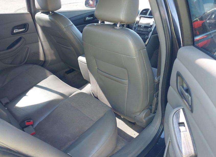 Photo 8 of 2015 Chevrolet Malibu 1LT (VIN 1G11C5SL6FF125177)