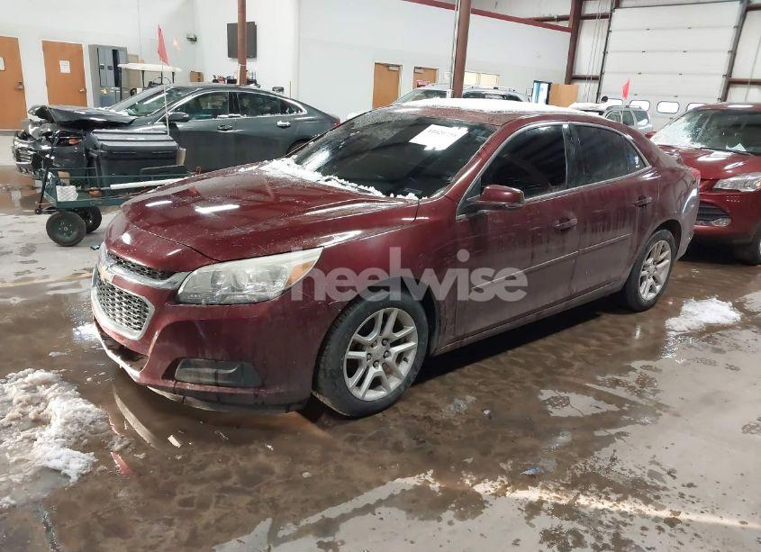 Photo 2 of 2015 Chevrolet Malibu 1LT (VIN 1G11C5SL6FF137443)