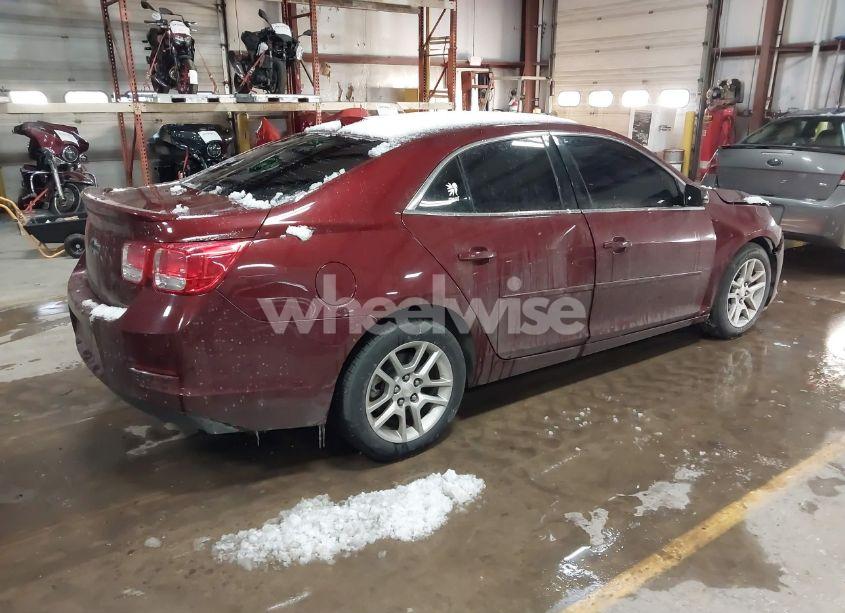 Photo 4 of 2015 Chevrolet Malibu 1LT (VIN 1G11C5SL6FF137443)