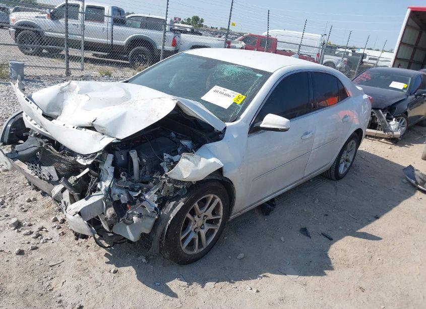 Photo 2 of 2015 Chevrolet Malibu 1LT (VIN 1G11C5SL6FF141637)