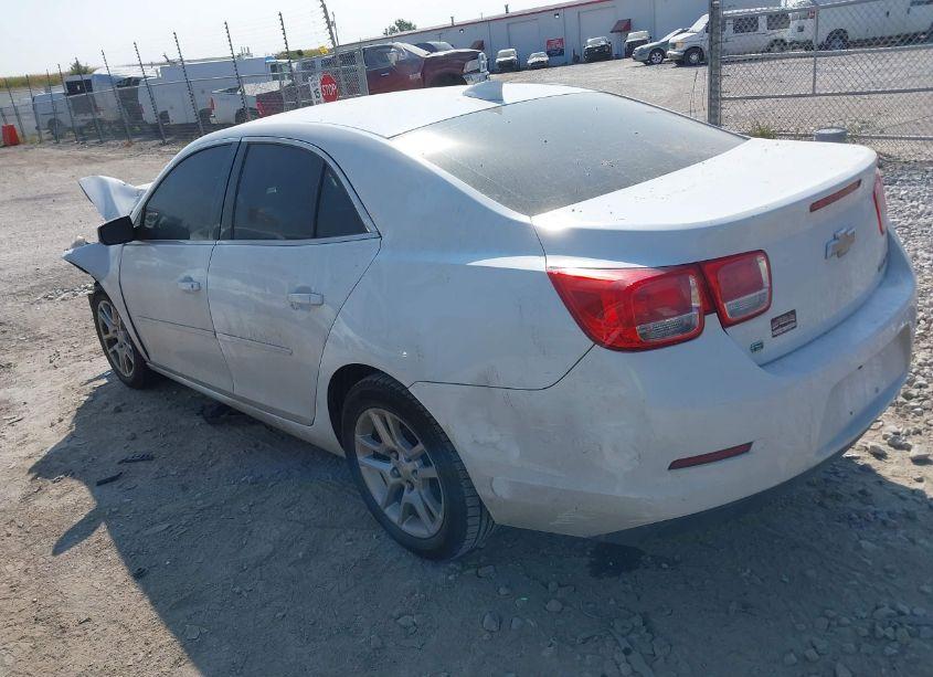 Photo 3 of 2015 Chevrolet Malibu 1LT (VIN 1G11C5SL6FF141637)