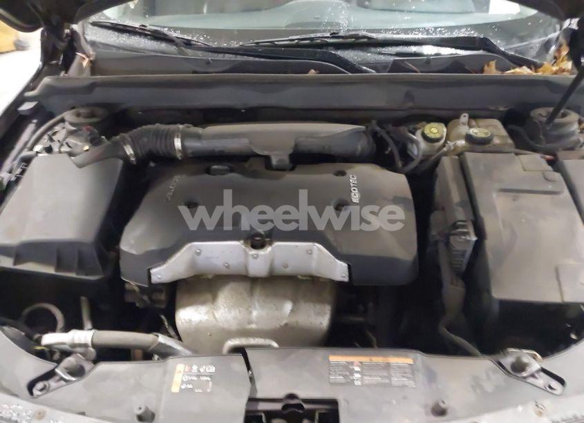 Photo 10 of 2015 Chevrolet Malibu 1LT (VIN 1G11C5SL6FF177473)