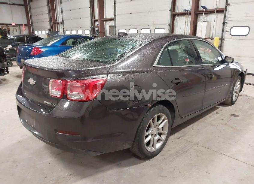 Photo 4 of 2015 Chevrolet Malibu 1LT (VIN 1G11C5SL6FF177473)