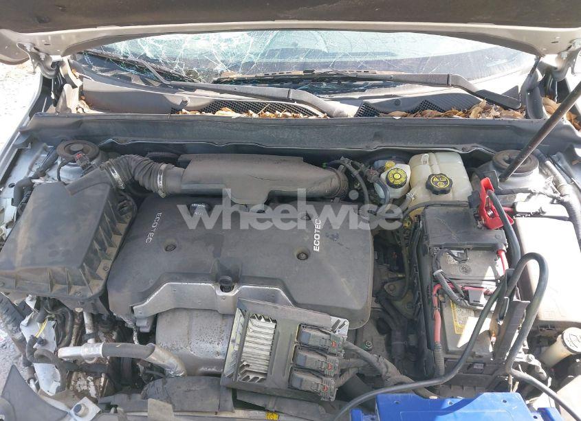 Photo 10 of 2015 Chevrolet Malibu 1LT (VIN 1G11C5SL6FF189039)