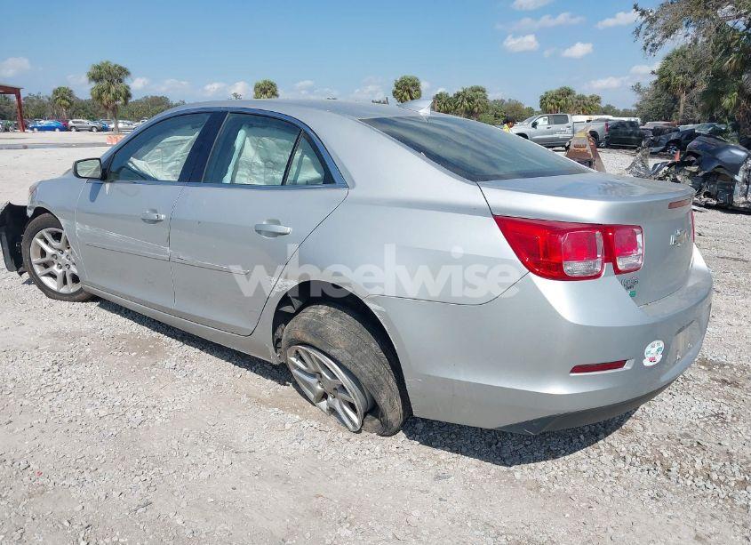 Photo 3 of 2015 Chevrolet Malibu 1LT (VIN 1G11C5SL6FF189039)