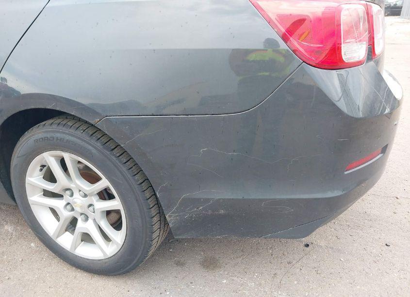 Photo 13 of 2015 Chevrolet Malibu 1LT (VIN 1G11C5SL6FF209192)