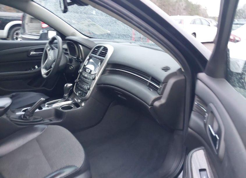 Photo 5 of 2015 Chevrolet Malibu 1LT (VIN 1G11C5SL6FF209225)