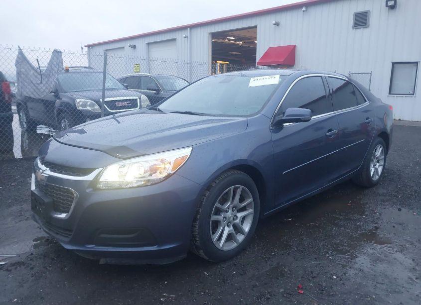 Photo 2 of 2015 Chevrolet Malibu 1LT (VIN 1G11C5SL6FF231550)