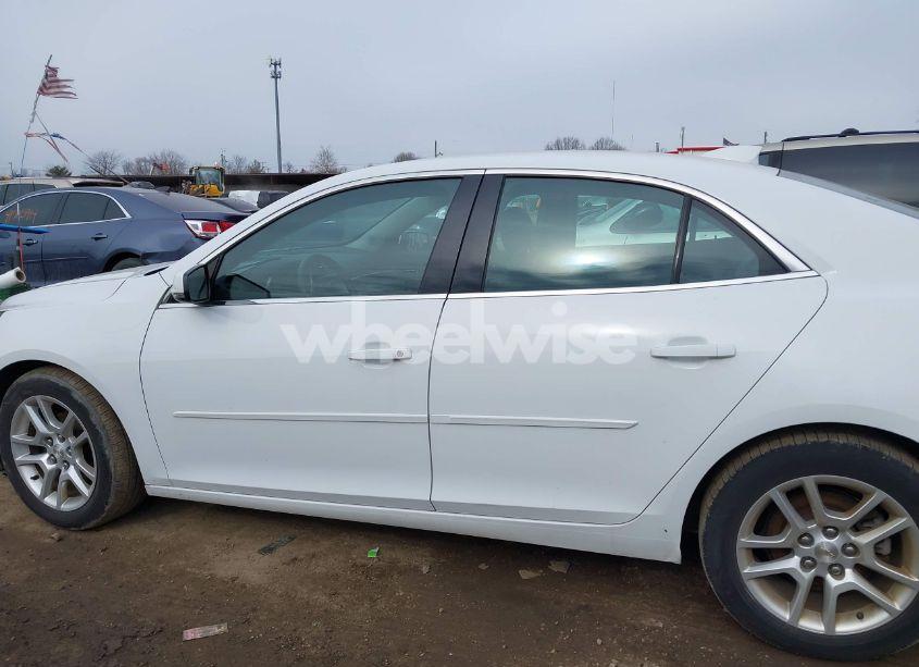 Photo 15 of 2015 Chevrolet Malibu 1LT (VIN 1G11C5SL6FF235386)