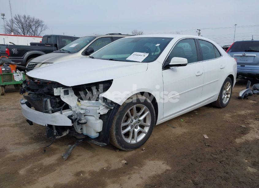 Photo 2 of 2015 Chevrolet Malibu 1LT (VIN 1G11C5SL6FF235386)