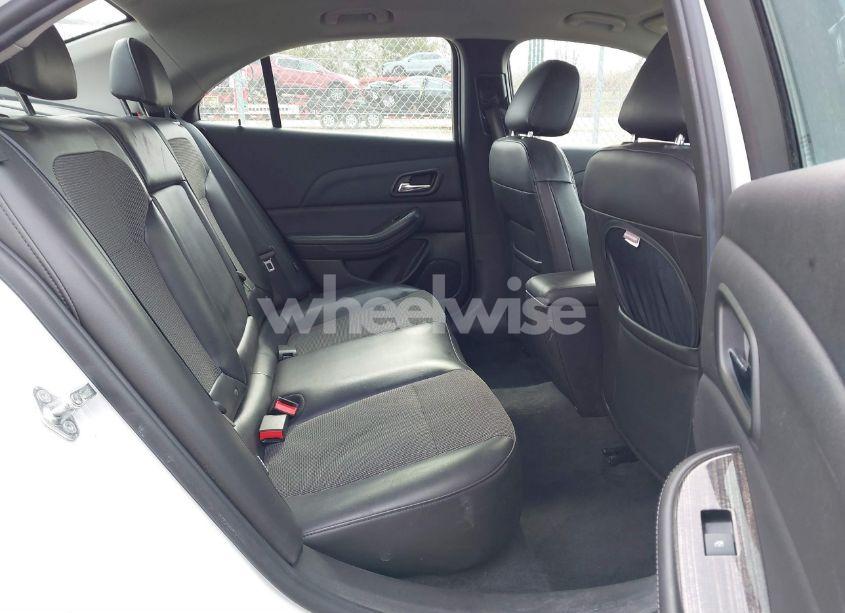 Photo 8 of 2015 Chevrolet Malibu 1LT (VIN 1G11C5SL6FF235386)