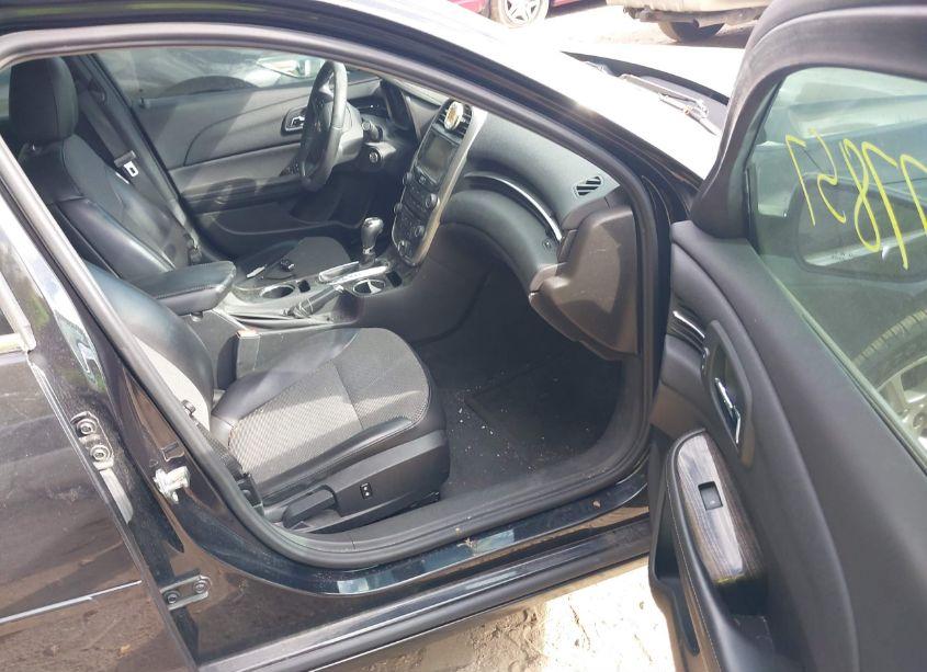 Photo 5 of 2015 Chevrolet Malibu 1LT (VIN 1G11C5SL6FF237042)