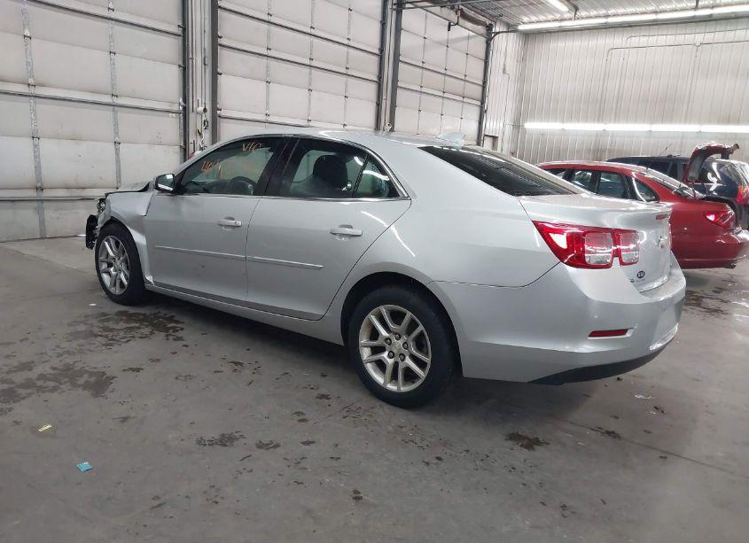 Photo 3 of 2015 Chevrolet Malibu 1LT (VIN 1G11C5SL6FF243455)