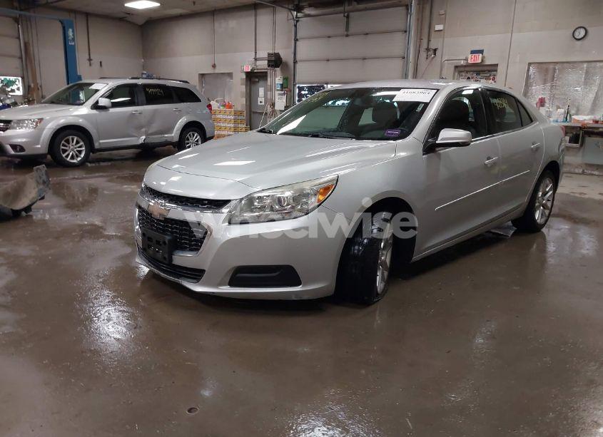 Photo 2 of 2015 Chevrolet Malibu 1LT (VIN 1G11C5SL6FF247912)