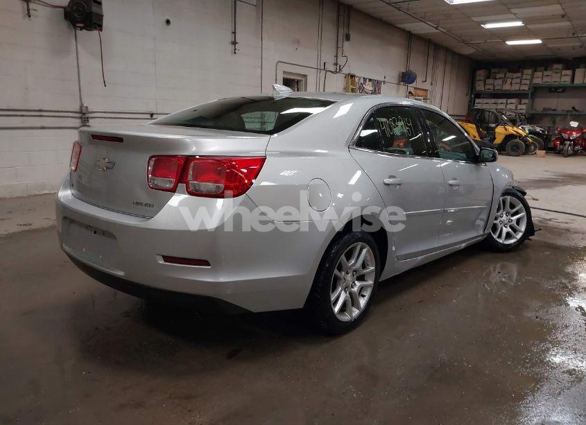 Photo 4 of 2015 Chevrolet Malibu 1LT (VIN 1G11C5SL6FF247912)