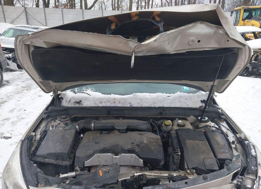 Photo 10 of 2015 Chevrolet Malibu 1LT (VIN 1G11C5SL6FF263544)