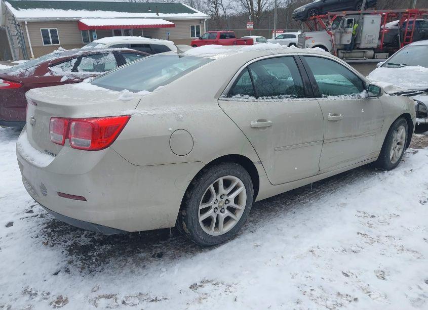 Photo 4 of 2015 Chevrolet Malibu 1LT (VIN 1G11C5SL6FF263544)