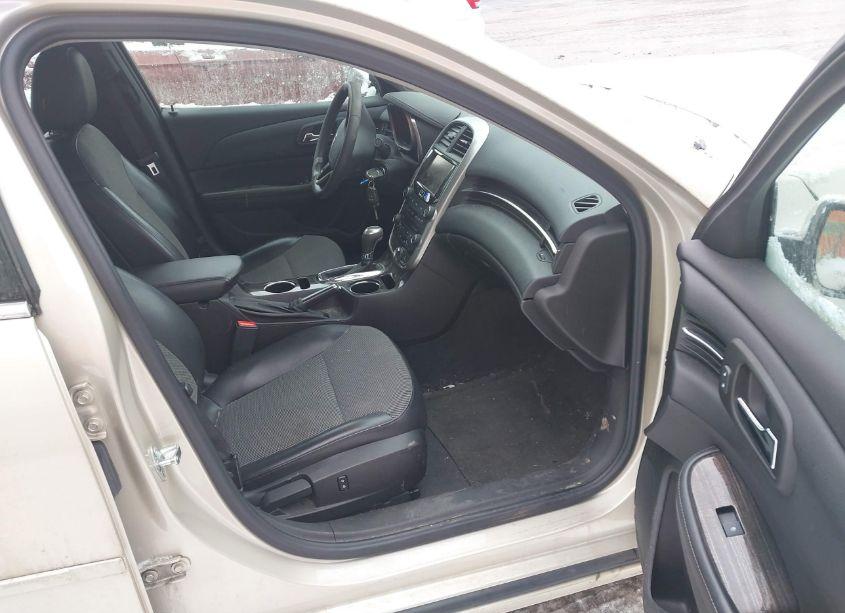 Photo 5 of 2015 Chevrolet Malibu 1LT (VIN 1G11C5SL6FF263544)