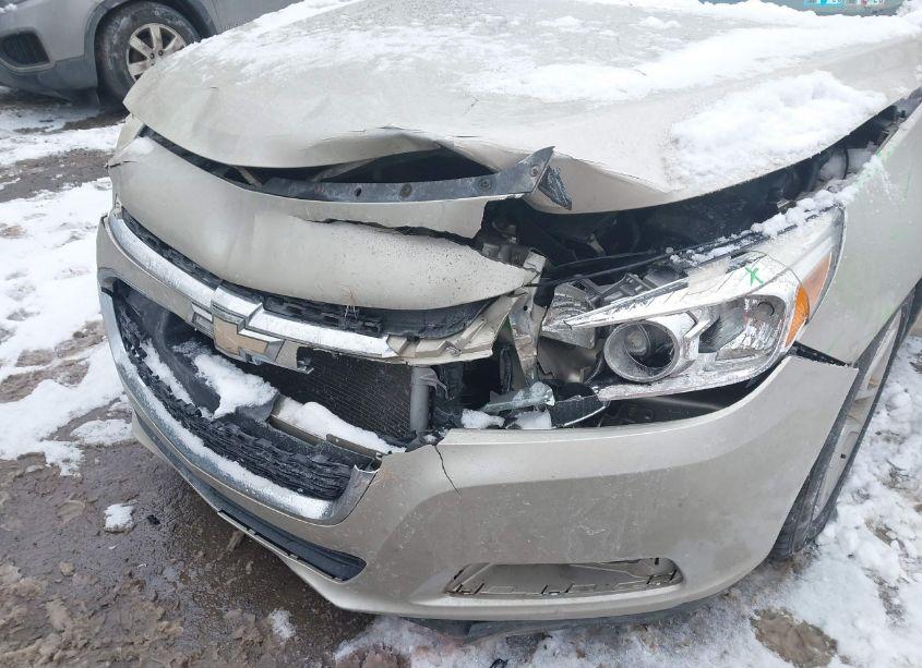 Photo 6 of 2015 Chevrolet Malibu 1LT (VIN 1G11C5SL6FF263544)