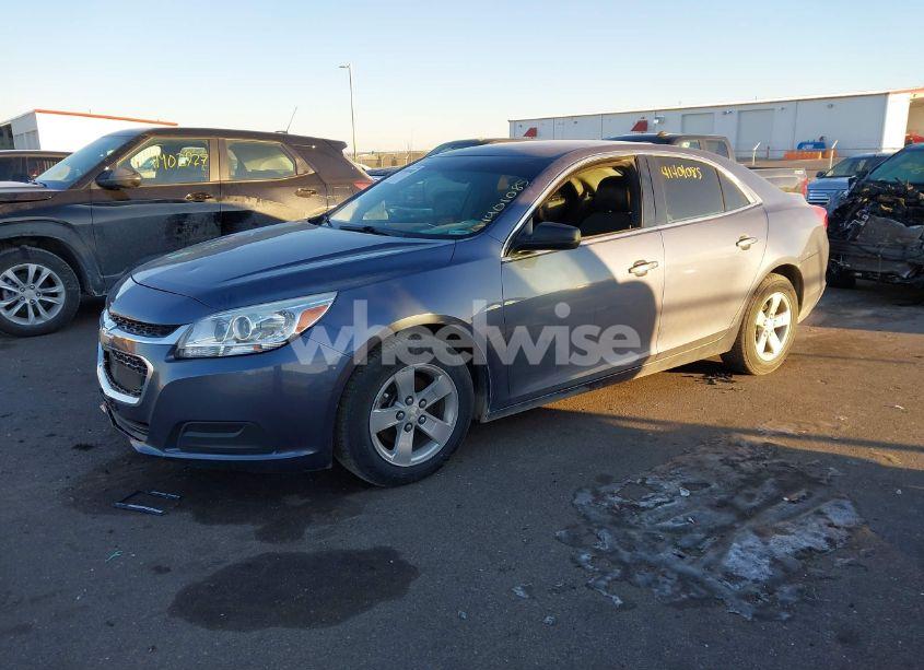Photo 2 of 2015 Chevrolet Malibu 1LT (VIN 1G11C5SL6FF270932)