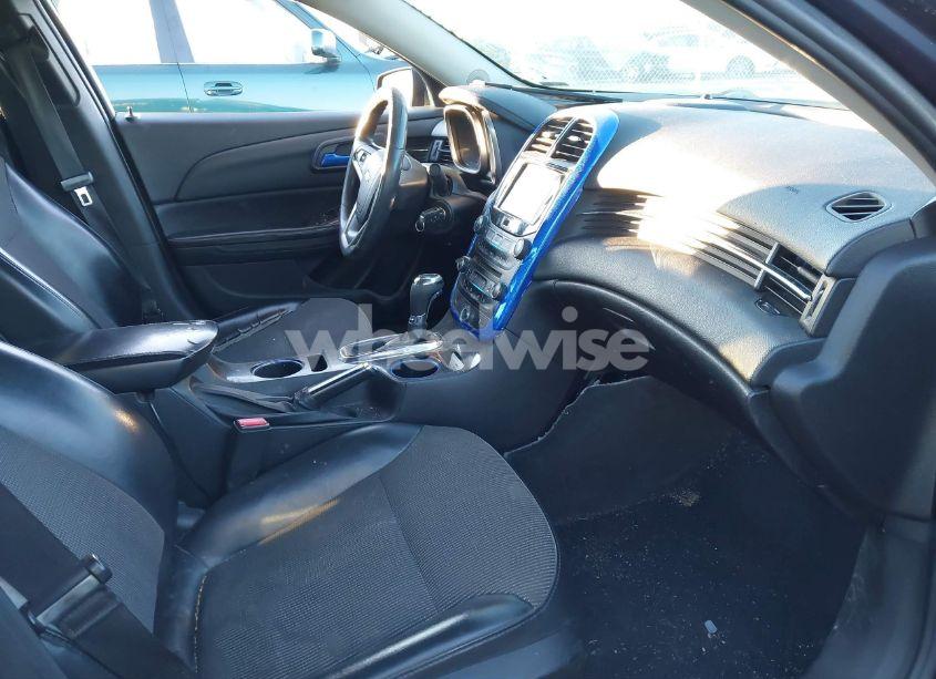 Photo 5 of 2015 Chevrolet Malibu 1LT (VIN 1G11C5SL6FF270932)