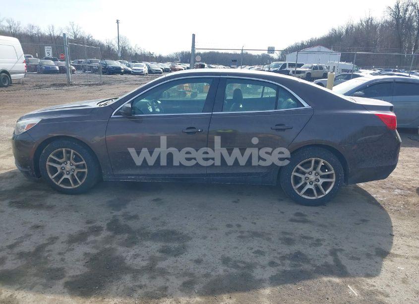 Photo 14 of 2015 Chevrolet Malibu 1LT (VIN 1G11C5SL6FF294938)