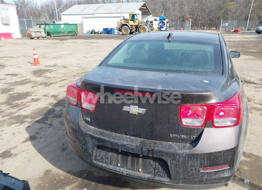 Photo 16 of 2015 Chevrolet Malibu 1LT (VIN 1G11C5SL6FF294938)