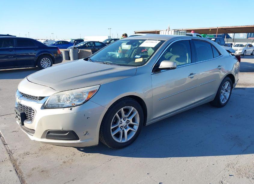 Photo 2 of 2014 Chevrolet Malibu 1LT (VIN 1G11C5SL7EF106295)