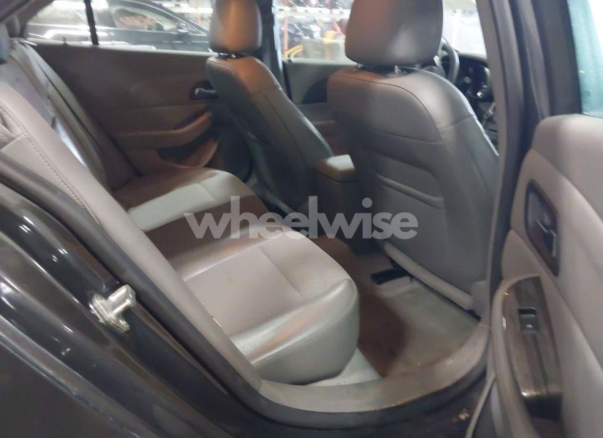 Photo 8 of 2014 Chevrolet Malibu 1LT (VIN 1G11C5SL7EF122383)