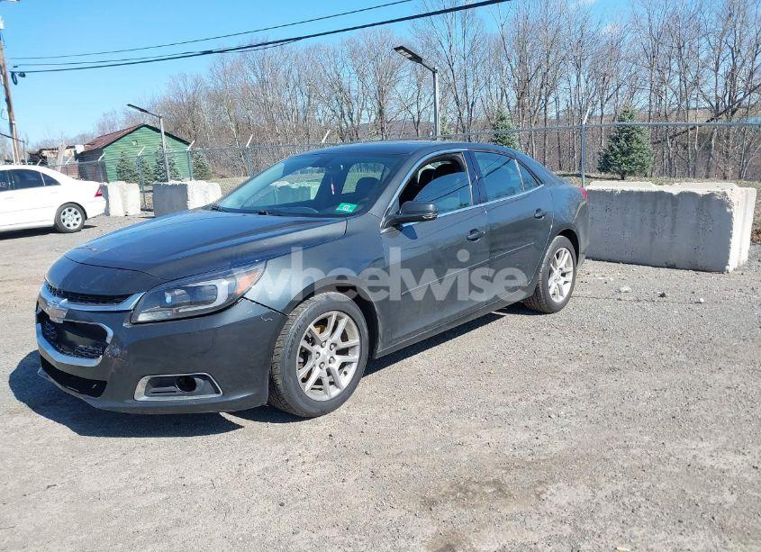 Photo 2 of 2014 Chevrolet Malibu 1LT (VIN 1G11C5SL7EF143833)