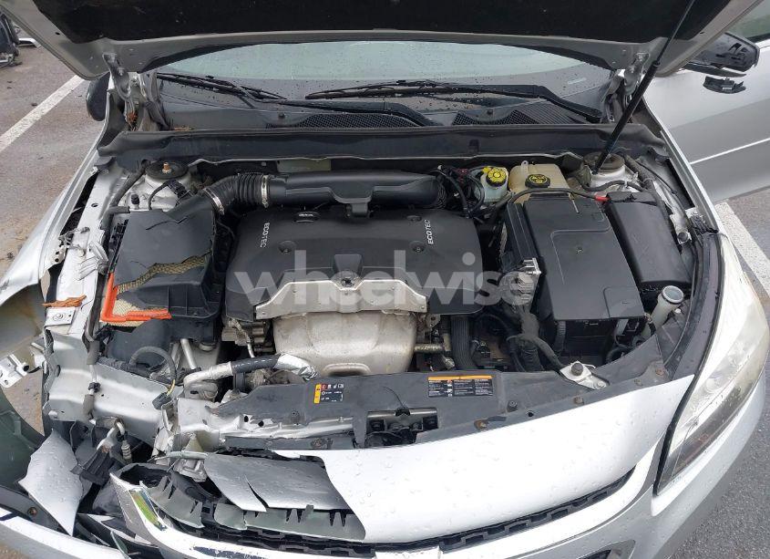 Photo 10 of 2014 Chevrolet Malibu 1LT (VIN 1G11C5SL7EF209796)